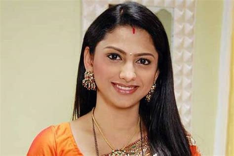 After Gurmeet Debina Saath Nibhana Saathiya S Rucha Hasabnis Announces Her Second Pregnancy