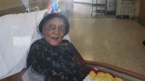 gustavia parsons celebrates 100th birthday while social distancing zakiya watson caffe