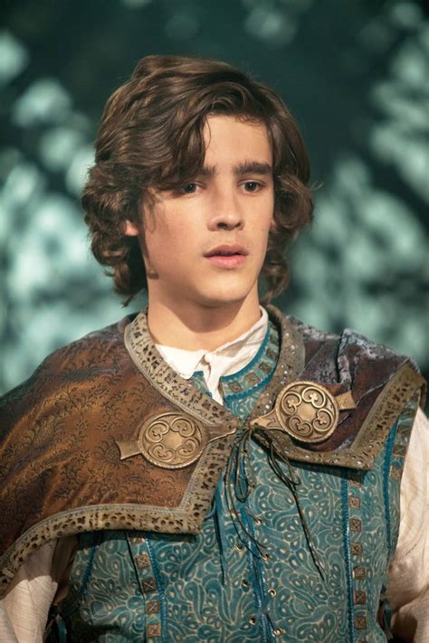 Brenton Thwaites In Maleficent Who Plays Prince Phillip In Maleficent