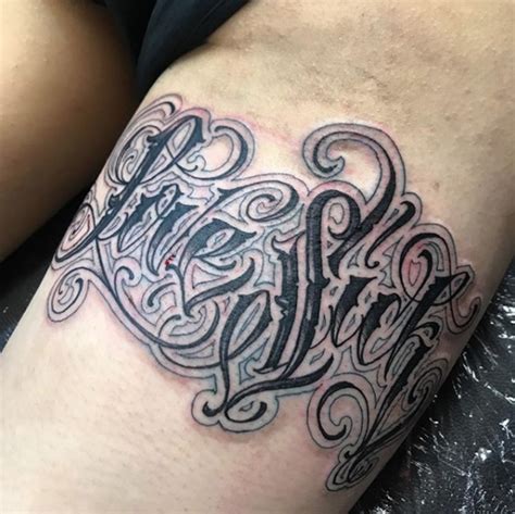 30 Ink Redible Lettering Tattoos Tattoo Ideas Artists And Models