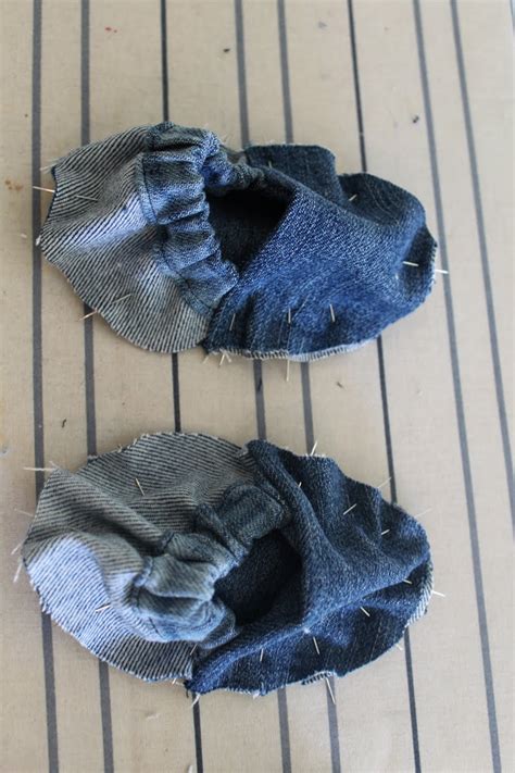 Moccasin masterclass this diy boot tutorial is sponsored by tandy leather. DIY Baby Shoes (recycled from old jeans) | Pretty Prudent