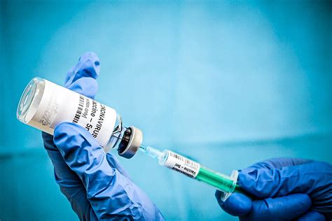 Por ora, a coronavac e os imunizantes de pfizer e astrazeneca/oxford foram aprovados pela anvisa (agência. Índia diz que está perto de ter uma vacina contra a covid ...