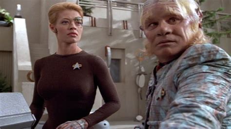 Watch Star Trek Voyager Season 4 Episode 10 Random Thoughts Full Show On Paramount Plus