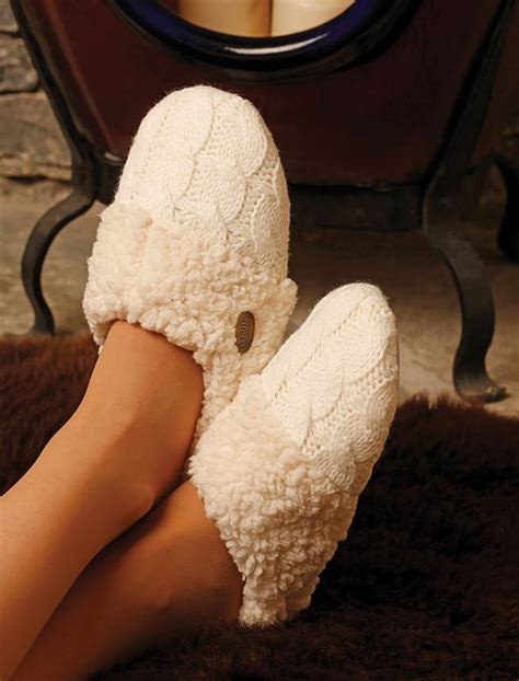 Irish Wool Adult Slippers Aran White