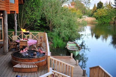 There are lots of cheap lodges with hot tubs in scotland perfect for a group getaway that won't break the bank. UK Family Holidays, Family Weekend Breaks & Luxury Short ...