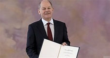 Olaf Scholz ist neuer Bundeskanzler - ERFOLG Magazin