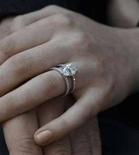 Sophie Turners Ring Is So Gorgeous Royal Engagement Rings Double