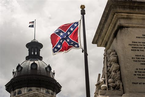 South Carolina Votes To Remove Confederate Battle Flag From State