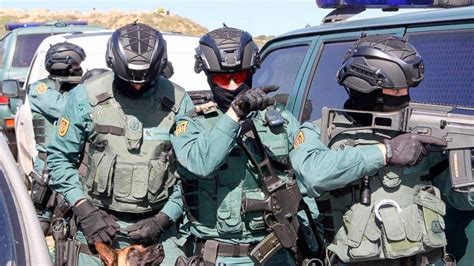 La Guardia Civil Española Adquiere Nuevos Subfusiles Y Fusiles De Asalto Hk