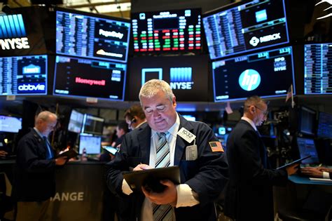 Stock Market Live Updates Dow Down 300 Points Tech Rally Loses Steam