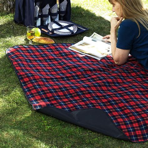 Picnic At Ascot Picnic Blanket With Attached Case In London Plaid