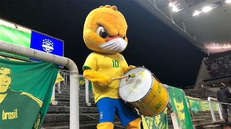 Canarinho Pistola Brilha Estreia Da Seleção Brasileira Tem Pagode Jbl