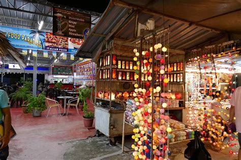 The nightlife in batu feringghi is centered on its 'pasar malam' or night market. Batu Ferringhi Night Market - 2020 All You Need to Know ...