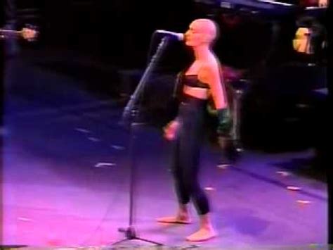 I do not want what i haven't got (1989) year: Sinéad O'Connor-Nothing Compares 2 U live Chile7 - YouTube