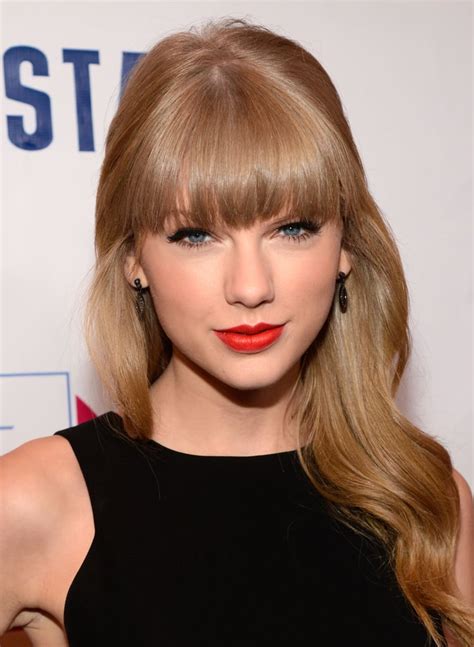 2012 Taylor Swifts Best Hair And Makeup Looks Popsugar Beauty Photo 13