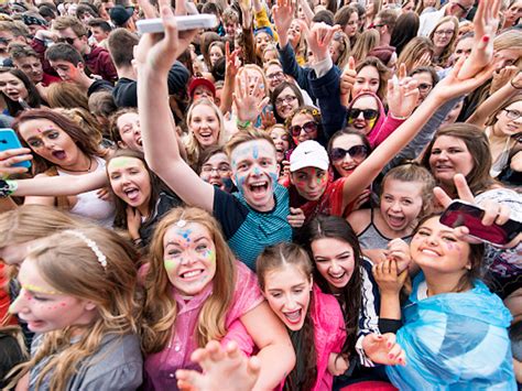 The Business Insider Guide To Teenage Life In 2016
