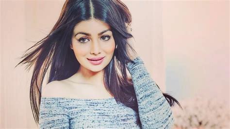 Ayesha Takia Biography In Hindi Films Husband Marriage Death आयशा