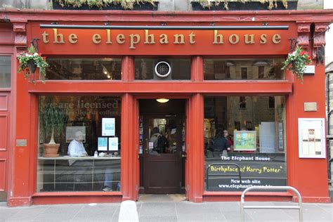 La Casa Del Elefante Edimburgo Scotland Edinburgh Travel Edinburgh