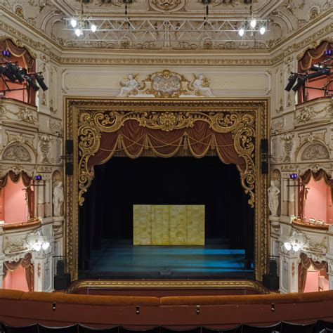 What Are The Types Of Theatre Stages And Auditoria