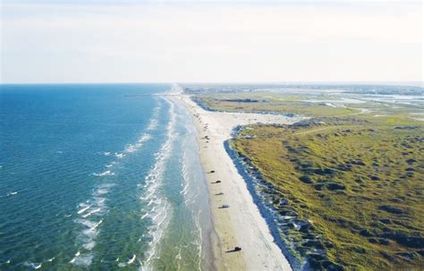 State of texas and the county seat and largest city of nueces county, it also extends into aransas, kleberg, and san patricio counties. Are the Beaches in Corpus Christi Open? : Corpus Christi Texas