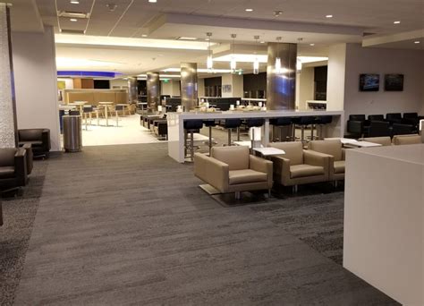 Delta Sky Club Atlanta Terminal E E Club Lounge Review Points With
