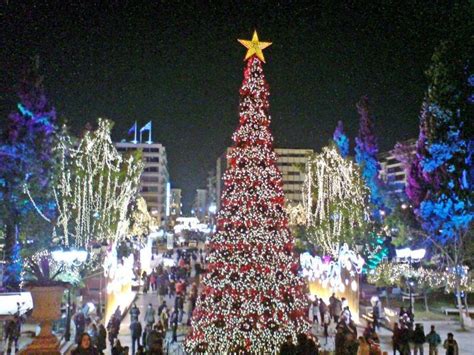 Pretty Christmas Scene Christmas In Greece Christmas Lights