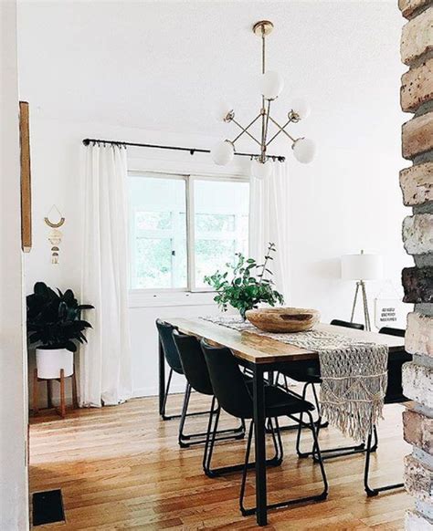 Recreating This Bohemian Dining Room Is Easier Than Making Dinner