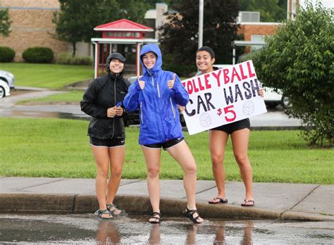 Connect Bridgeport Photos Lady Indians Volleyball Team Holds Car Wash