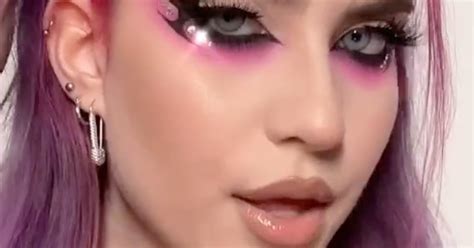 A New Tiktok Trend Uses Makeup To Create Exaggerated Under Eye Bags