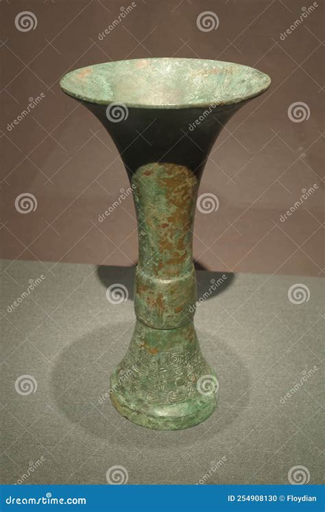 Chinese Shang Dynasty Bronze Artifacts Chinese Ritual Bronzes Stock