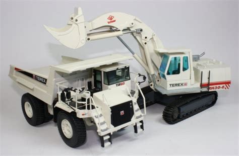 Miniature Construction World Terex Tr60 Quarry Truck