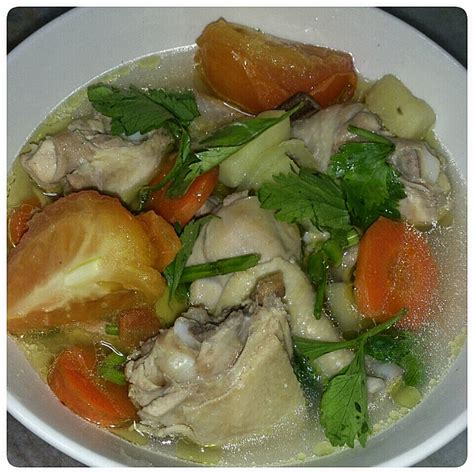 Sup dengan sayuran dalam mangkuk putih. My Life & My Loves ::.: resepi Sup Ayam sedap