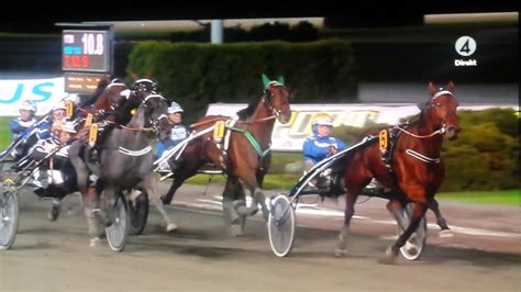 Fick även han ett perfekt läge då han är otroligt startsnabb och även här är jag helt inne på att det blir spets och slut. V75 Solvalla DD 2 Silverfinal Antonio Tabac - YouTube