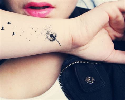 70 Cute Wrist Tattoos For Girls