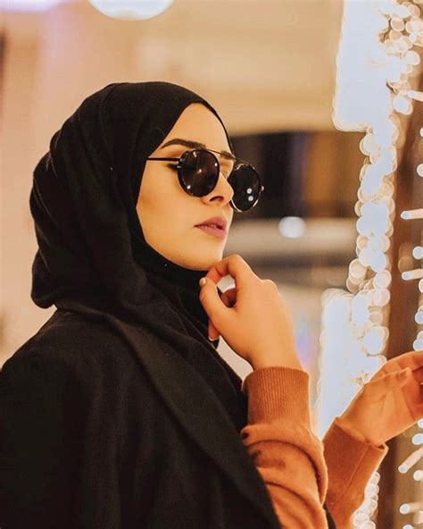Get Post Turban Hijab Fashion Photoshoot Queen Poses Tags