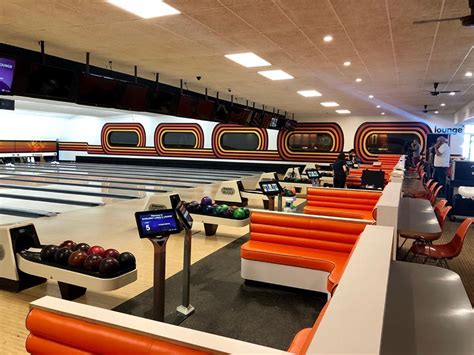 Bowlero Lanes And Lounge Is Best Retro Bowling Alley In Michigan