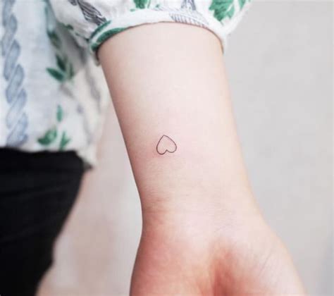 Discover The Best Mini Heart Tattoo On Wrist Ideas For Your Next Ink
