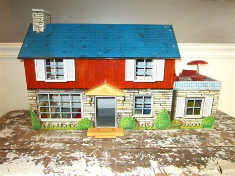 Vintage Dollhouse Marx Litho Metal Tin Dollhouse