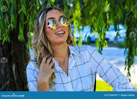 Beautiful Urban Blonde Girl Posing In The City Style Trends Fashion Concept Stock Image