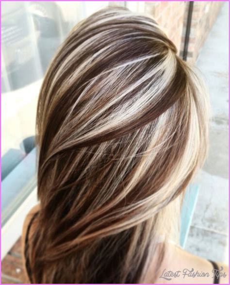 Balayage need not always mean going blonde. Chocolate Brown Hair With Blonde Highlights ...