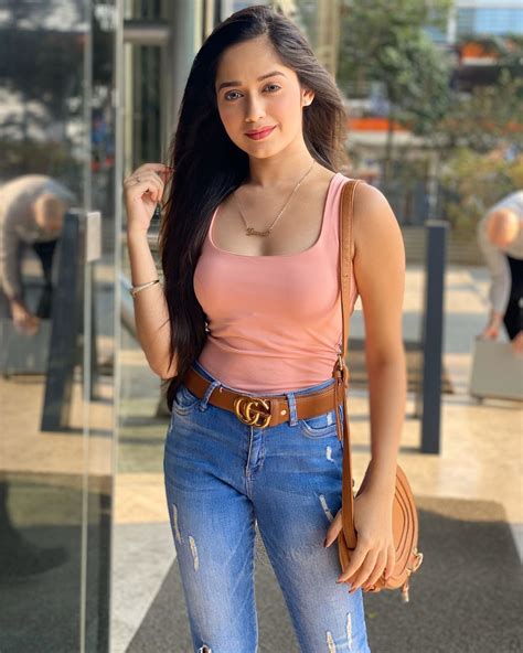 Jannat Zubair Tik Tok Star Biography Age Song Images Height