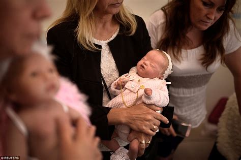 Incredibly Lifelike Reborn Baby Dolls Go On Display Spain Daily Mail