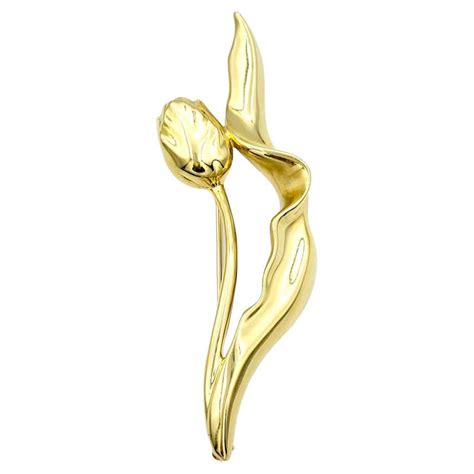Vintage Tiffany And Co 18 Karat Yellow Gold Turtle Pin For Sale At