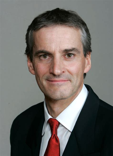 Jonas gahr støre (born 25 august 1960) is a norwegian politician serving as leader of the labour party and leader of the opposition since 2014. Classify these dark-haired Norwegian MPs, and where can ...
