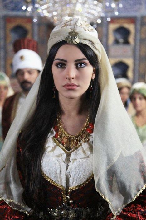 Turkish Actress Tuvana T Rkay As Nak Dil Sultan Tuvana Turkay En