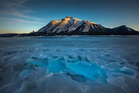 Abraham Lake In Winter The Wicked Hunt Photography