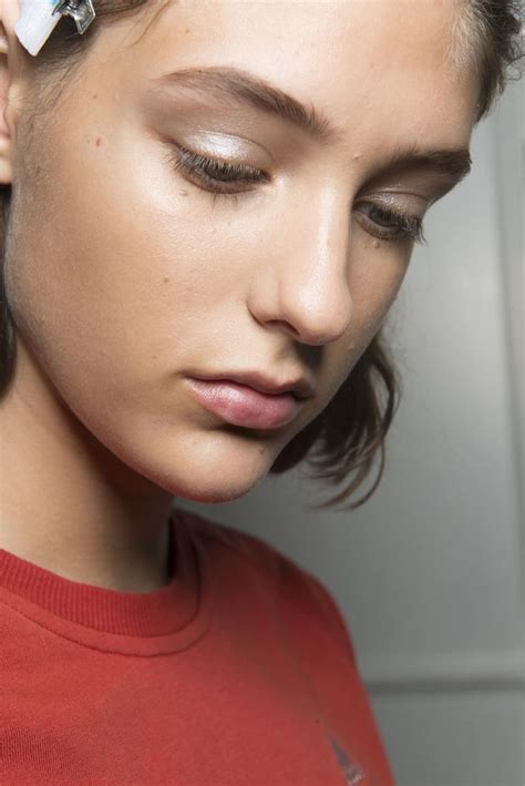 See The Best Makeup Looks From Fashion Month So Far Makeup Looks