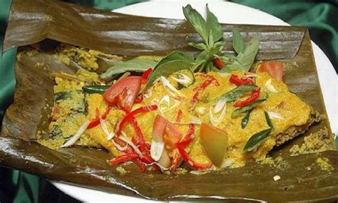 Yuk bunda mencoba membuat pepes ikan mas bumbu kuning yang sehat dan bergizi tinggi ini. 12 Makanan Khas Papua Masakan Dari Sagu Yang Enak ...