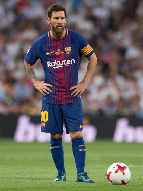 Lionel Messi Lionel Messi Vermögen Und Gehalt Beim Fc Barcelona 2020
