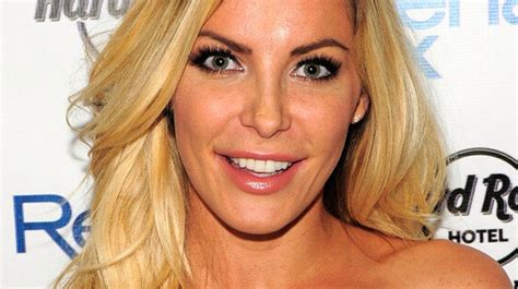 Crystal Hefner Removes Breast Implants Says They Slowly Poisoned Her Huffpost Life
